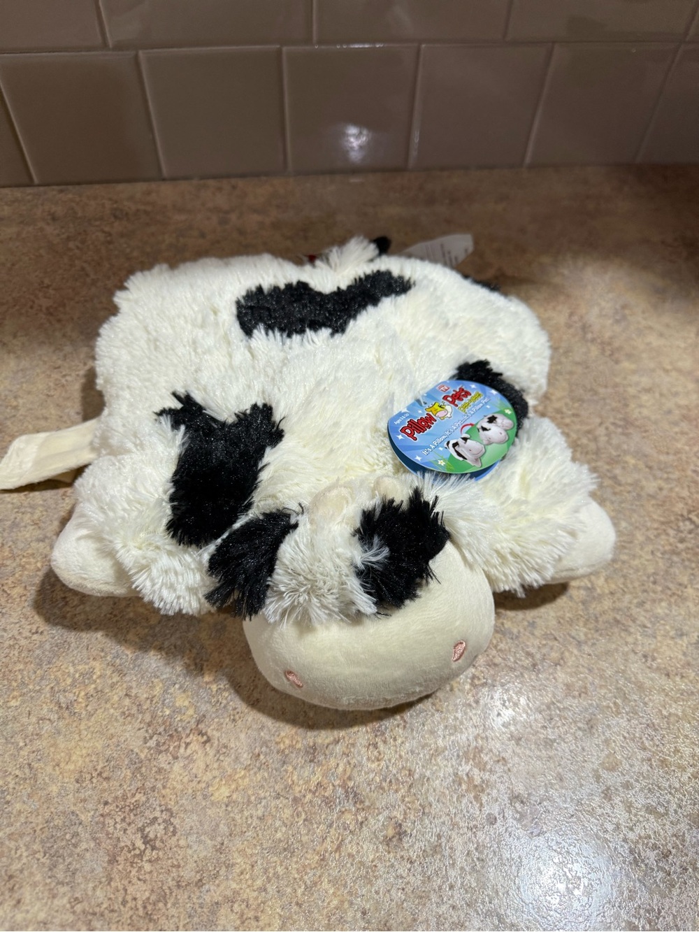 Pillow pet Cow plush - Black & White